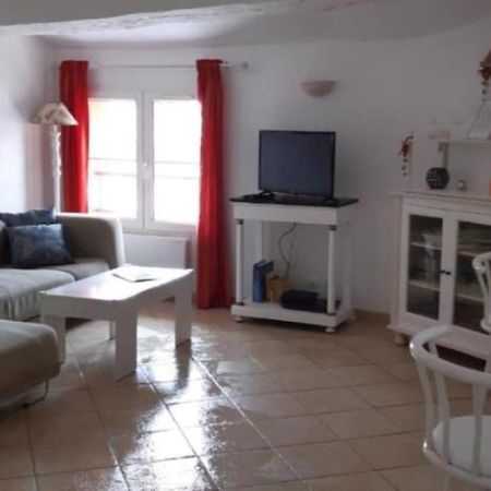 Duplex De Charme Avec Terrasse Au Coeur Du Village Lorgues Buitenkant foto